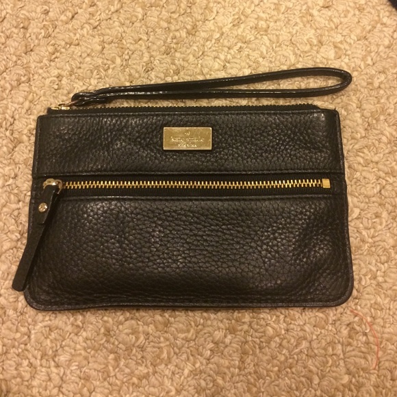 Kate spade cobble hill wristlet.