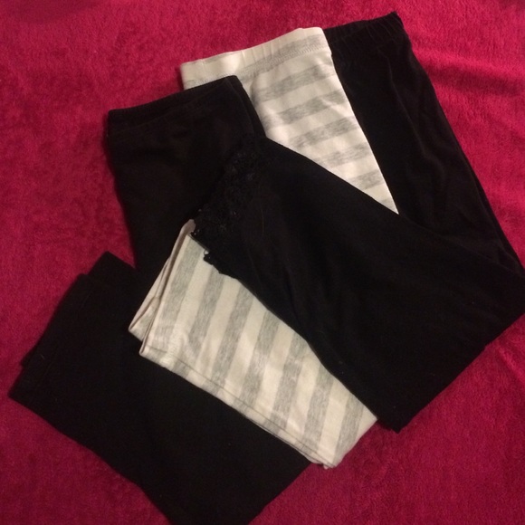 3 Mid Calf Leggings