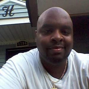 Meet your Posher, Larry