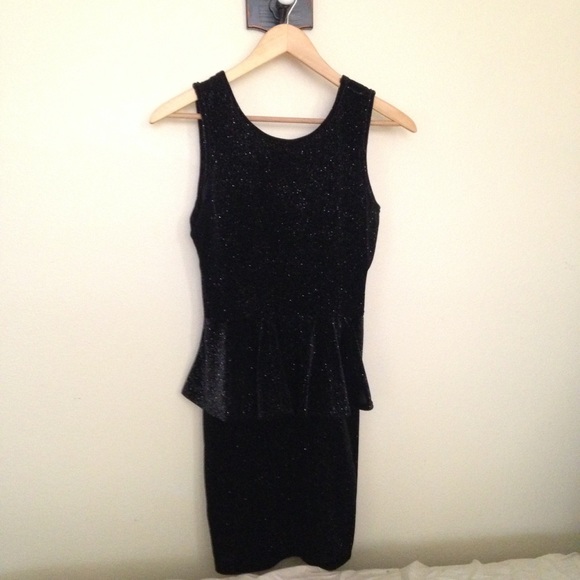 Black suede dress - Picture 1 of 3