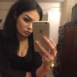Meet your Posher, Victoria