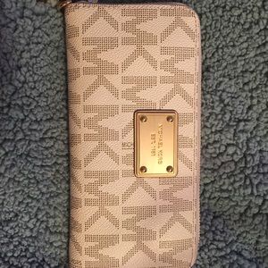Michael Kors wallet