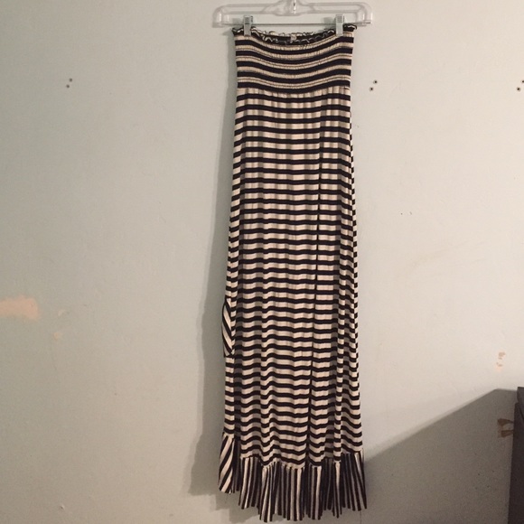 maxi dress - Picture 2 of 2