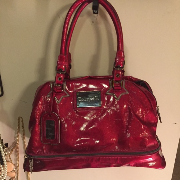 Betseyville red patten leather tote