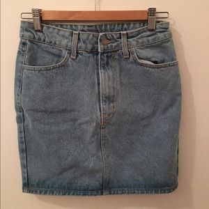 Brandy Melville Lea skirt