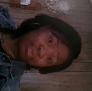 Meet your Posher, Whitley