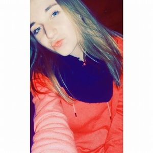 Meet your Posher, Mikayla