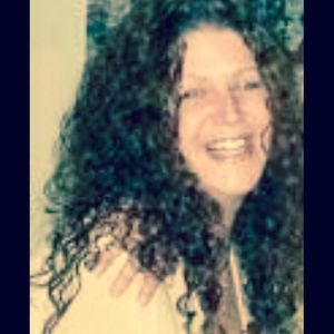 Meet your Posher, Pam