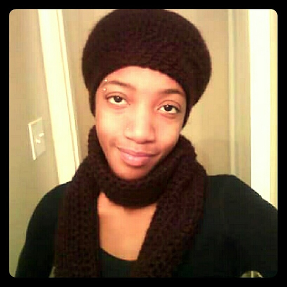 Crocheted hat and scarf set