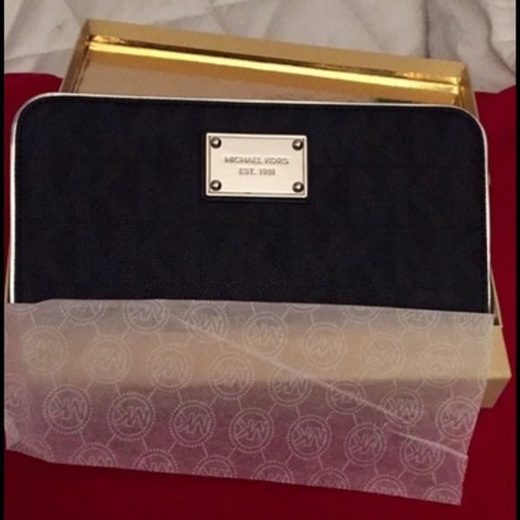 Michael kors jet set black wallet with specchio