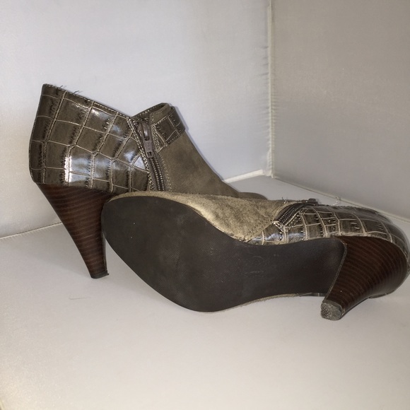 Alfani Ankle Boots Size 6 - Picture 4 of 4