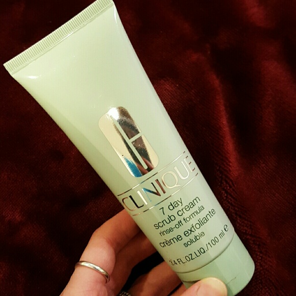 New! Clinique 7 Day Scrub Cream
