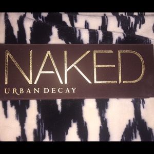 URBAN DECAY Naked