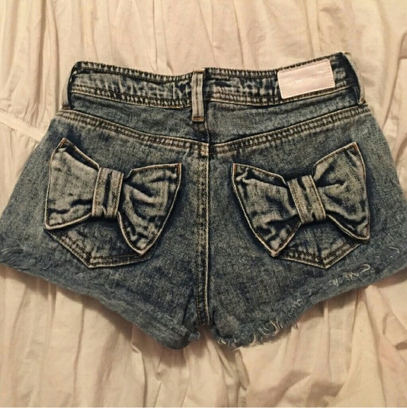 PacSun Pants - Bow Pocket HighWasied Shorts