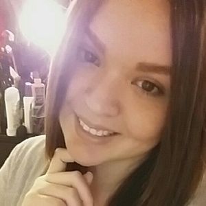 Meet your Posher, Naomi