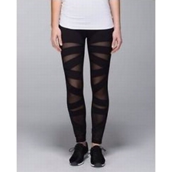 Lululemon High Times Mesh 7/8 crop leggings!