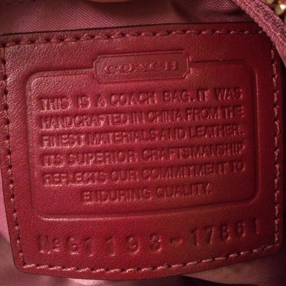 Coach purse - Picture 3 of 4