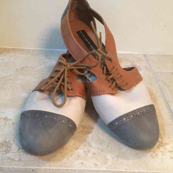 Steve by Steve Madden open side Oxford