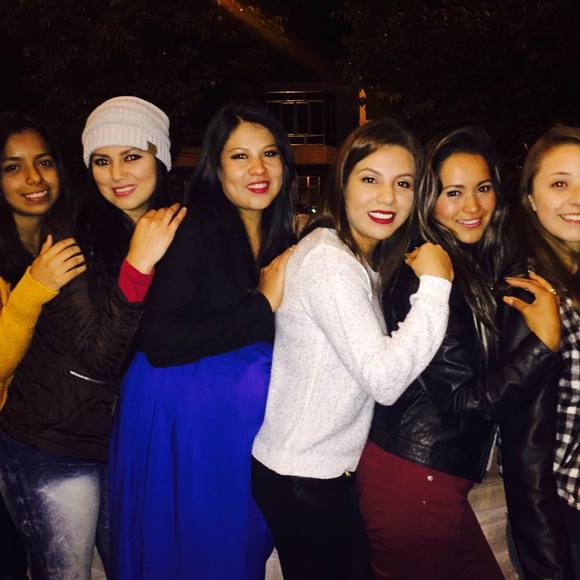 Meet your Posher, Yanira - Picture 1 of 1