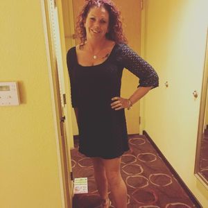 Meet your Posher, Angi