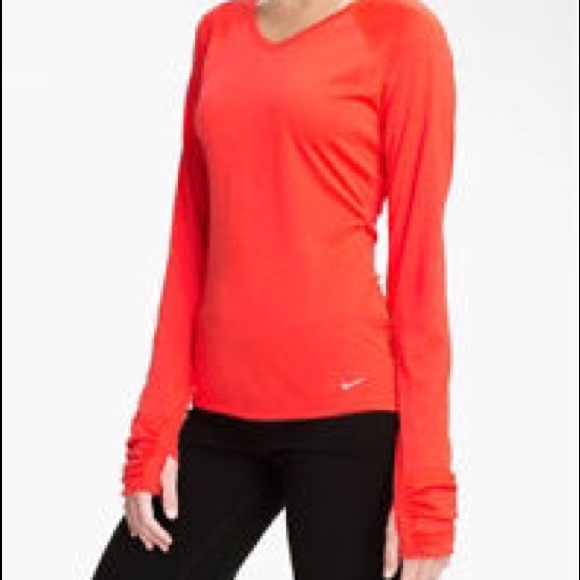 🆕 With Tags💥Long sleeve NIKE running shirt