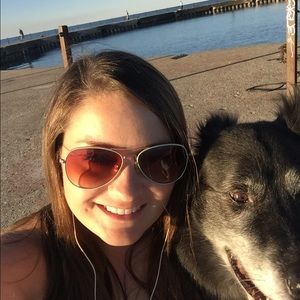 Meet your Posher, Catherine