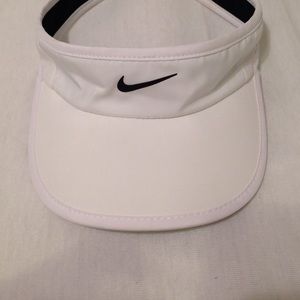 NIKE Feather Light 2.0 Visor (ADJUSTABLE!)