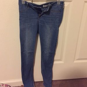 Dark wash jeggings