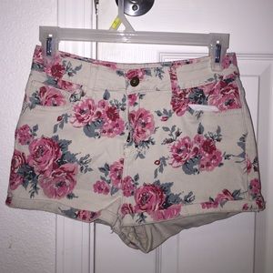 Floral pattern shorts