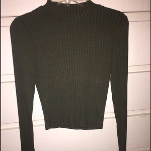 Forest green long sleeve crop top