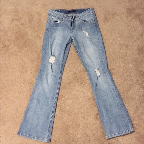 518 Superlow Levi Distressed Jeans