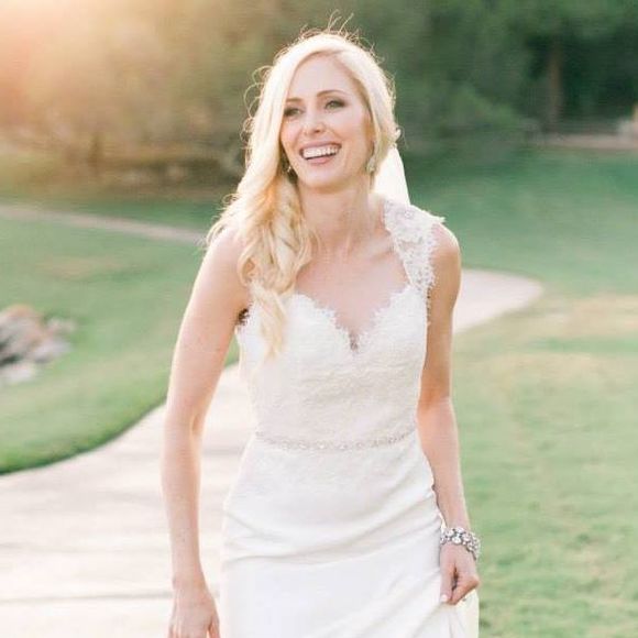 Meet your Posher, Kristen - Picture 1 of 1