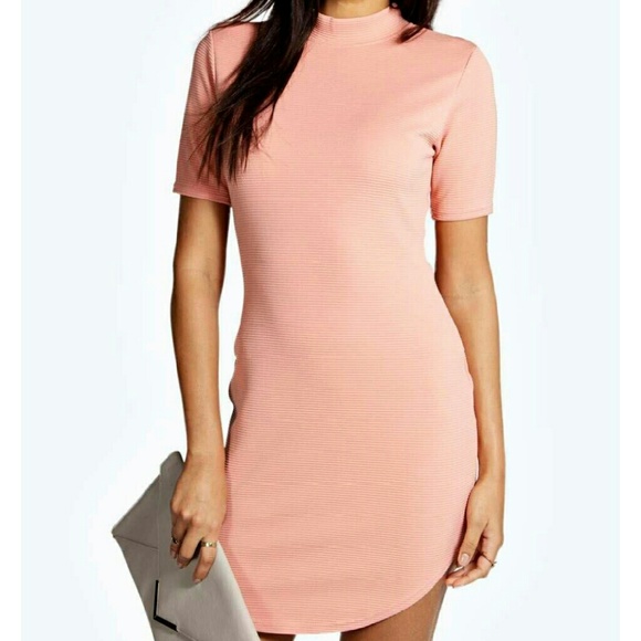 ❌SOLD❌RIBBED CURVED HEM BODYCON DRESS