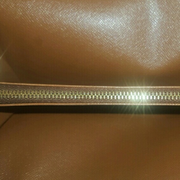 Authentic Louis Vuitton Long Wallet - Picture 3 of 4