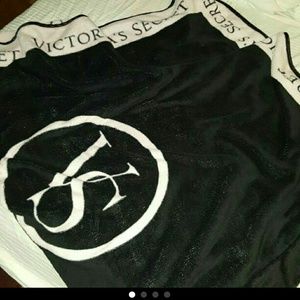 Victoria's secret PINK blanket