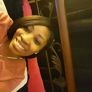 Meet your Posher, Tiffany