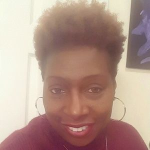 Meet your Posher, Deborah