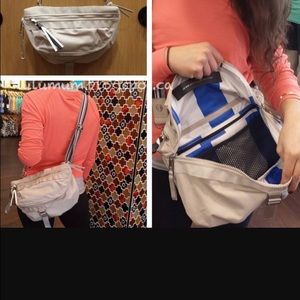 Lululemon Cross body bag!