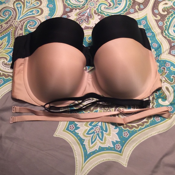 2 VS strapless bras