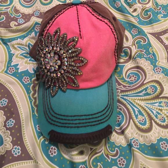 Olive & Pique hat