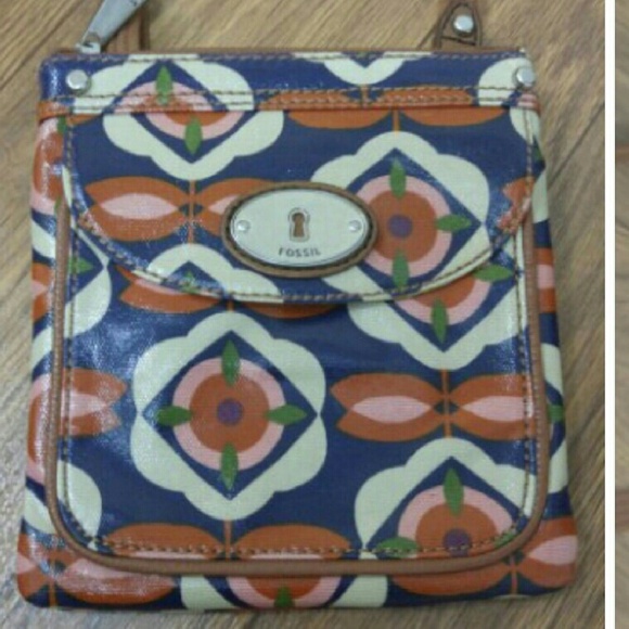 SOLD Fossil Crossbody purse