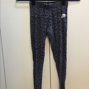 Nike leggings