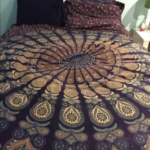 An urban outfitters mandala bed spread (duvet)