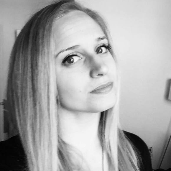 Meet your Posher, Falon