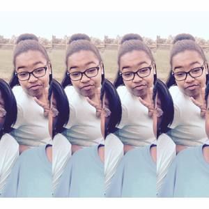 Meet your Posher, Melia