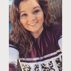 Meet your Posher, Alicia