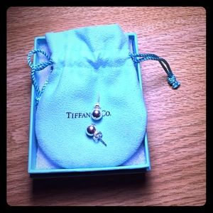 Brand new, Silver TIFFANY BEADS
EARRINGS