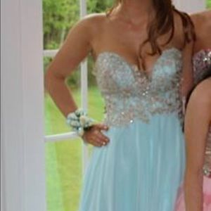 A beautiful Faviana gown