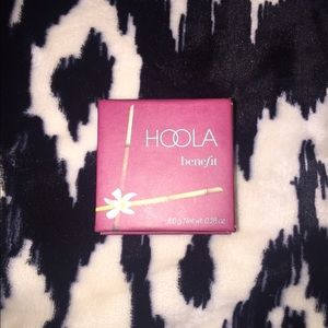 BENEFIT COSMETICS
Hoola Matte Bronzer
