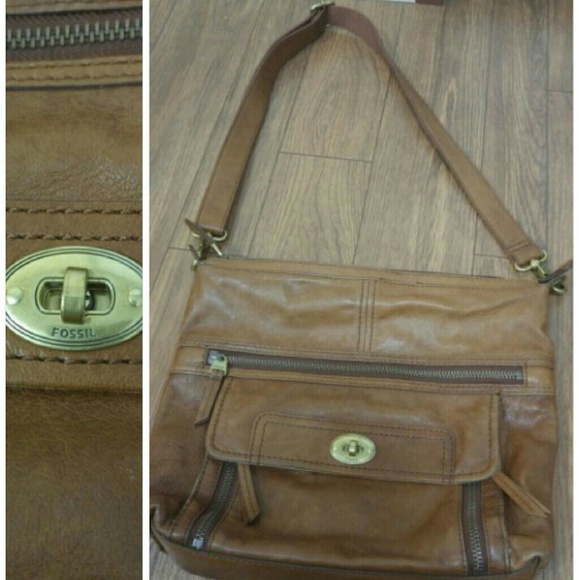 SOLD Large Fossil leather Crossbody bag